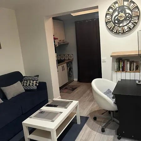 Jolie Апартаменты Рюэй-Мальмезон